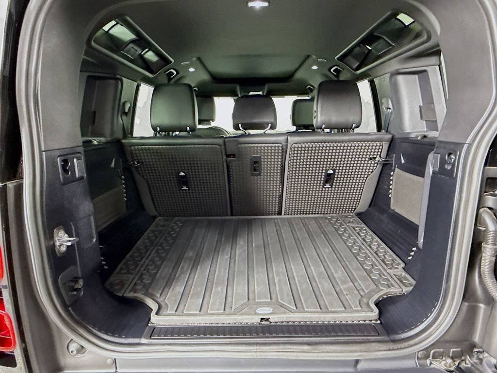 Certified 2024 Land Rover Defender 110 S AWD/4WD image 21