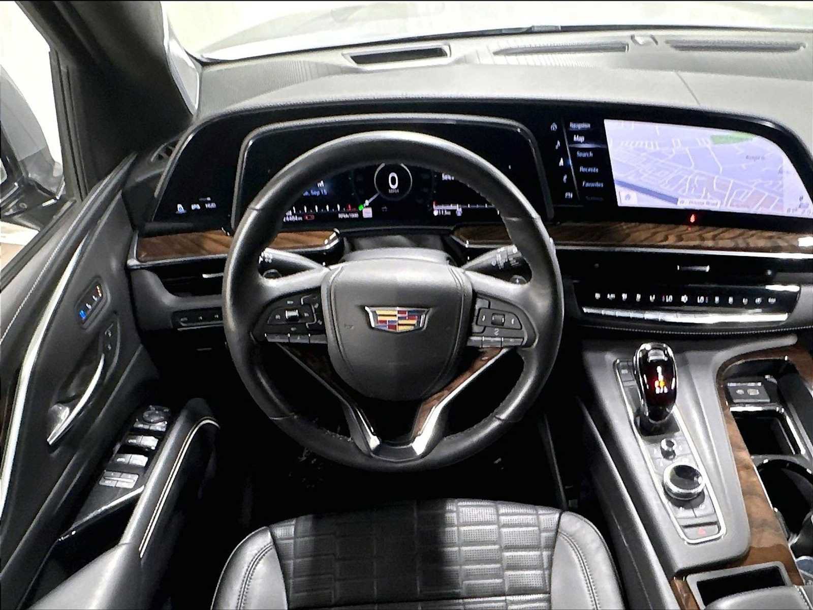 Used 2023 Cadillac Escalade Sport Platinum w/ LPO, ONYX Package AWD/4WD image 15