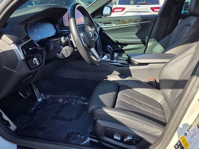 Used 2022 BMW 530i xDrive w/ M Sport Package AWD/4WD image 9