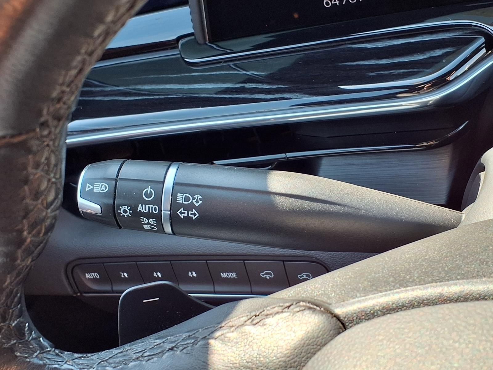 Used 2021 Cadillac Escalade ESV Sport w/ Driver Assist Tech Package AWD/4WD image 20