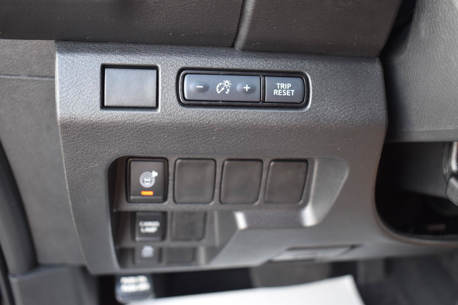 Certified 2025 Nissan Frontier SV RWD image 43