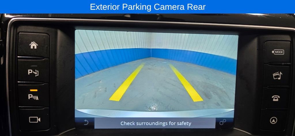 Used 2018 Jaguar XE S image 9