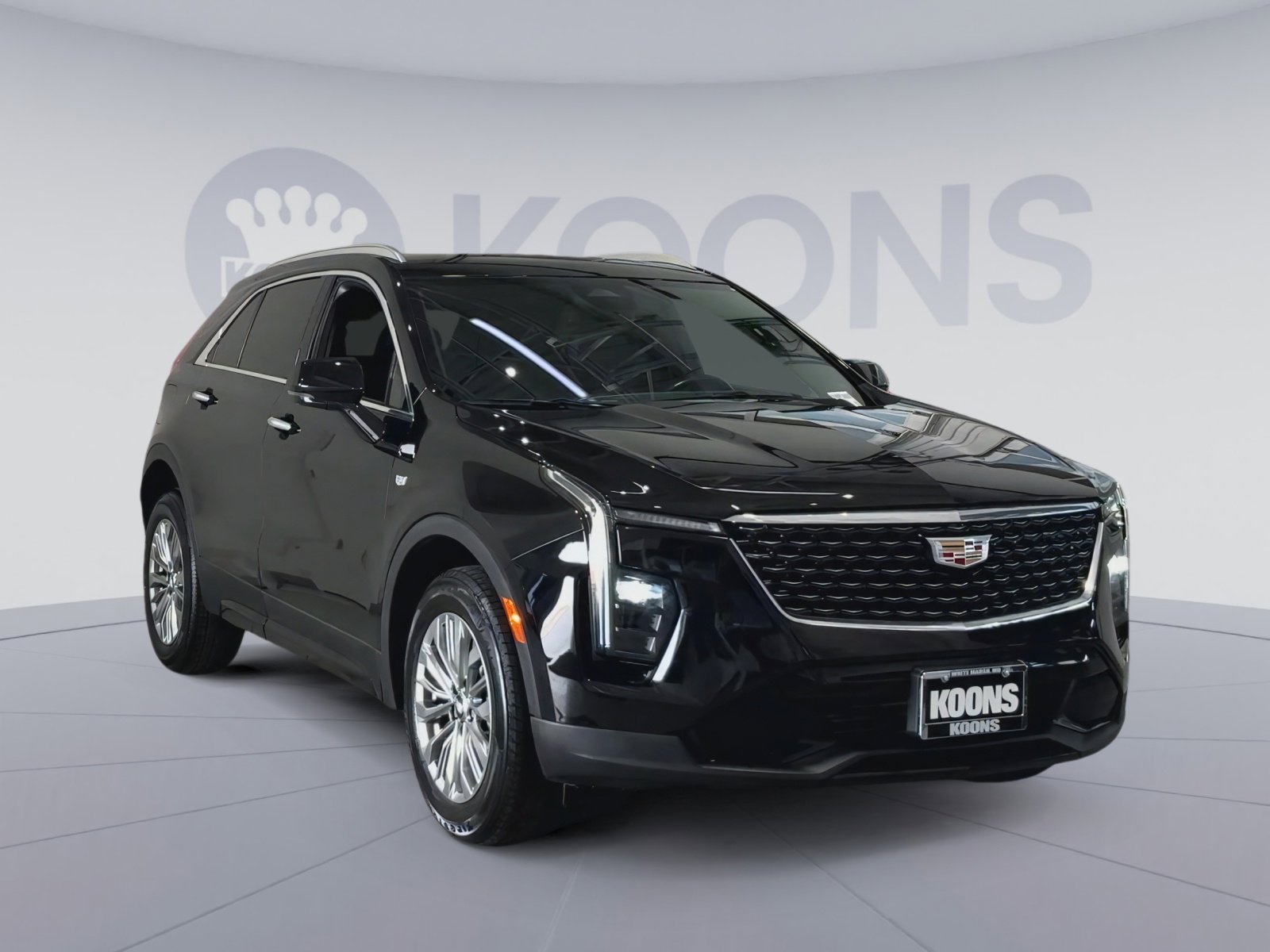 Used 2024 Cadillac XT4 Premium Luxury AWD/4WD image 4