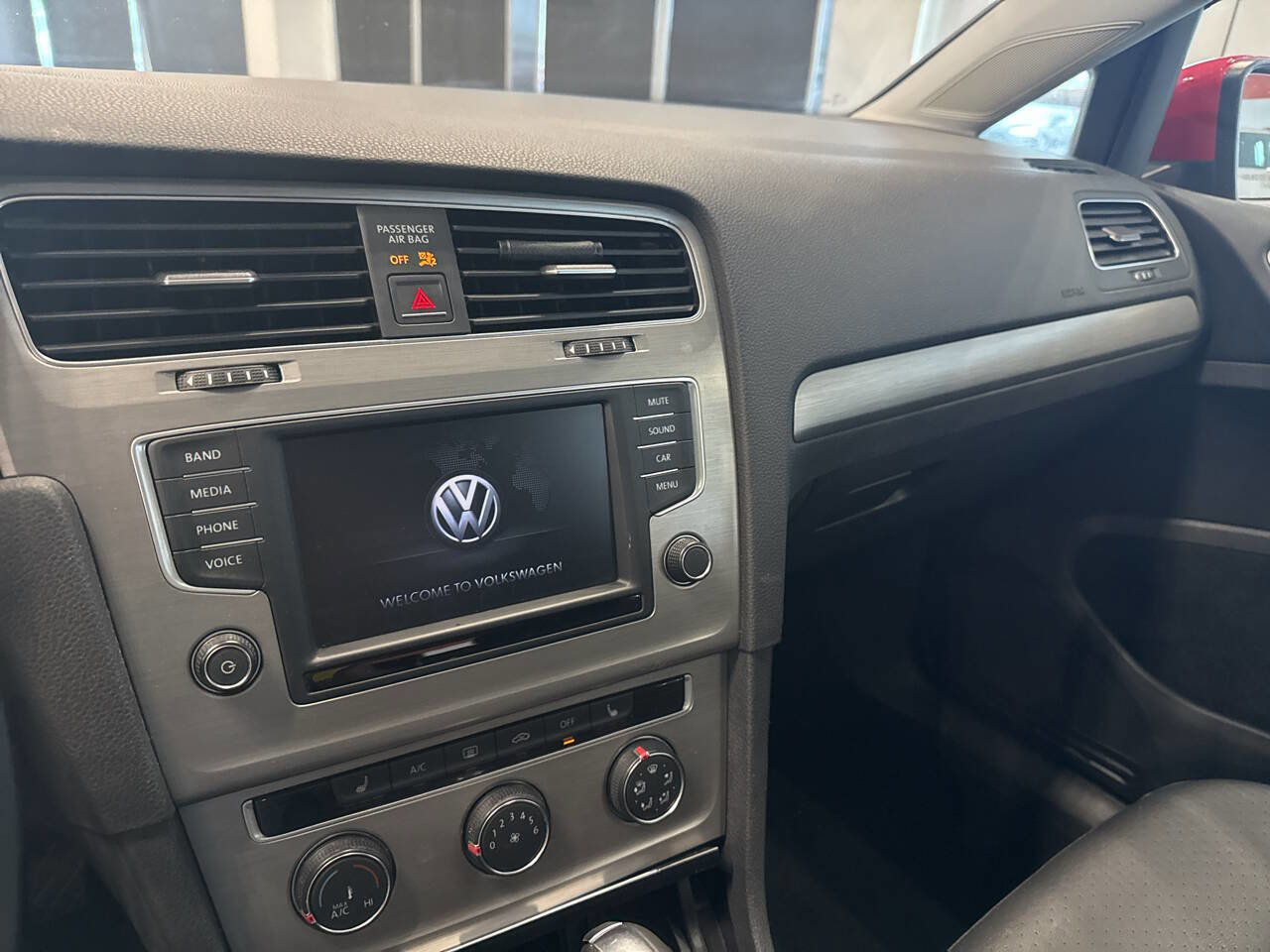 Used 2017 Volkswagen Golf Wolfsburg Edition FWD image 23