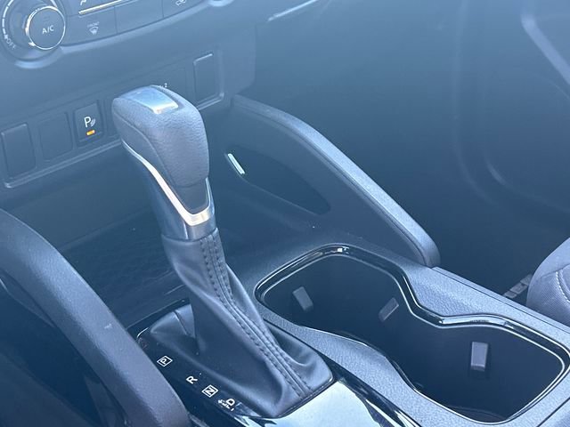 Certified 2023 Nissan Frontier SV w/ Midnight Edition Package image 18