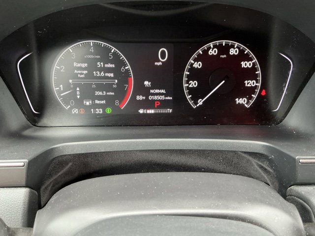 Used 2025 Honda Pilot TrailSport image 31