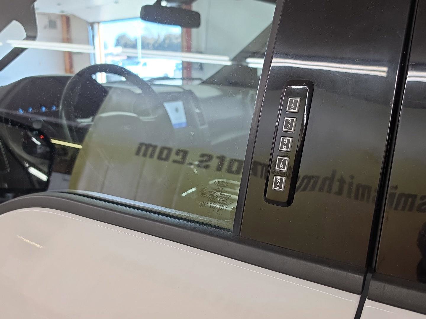 Used 2019 Ford F150 XLT w/ Equipment Group 302A Luxury AWD/4WD image 21