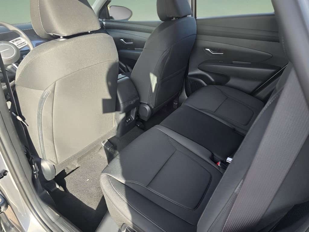 New 2026 Hyundai Tucson SE image 15