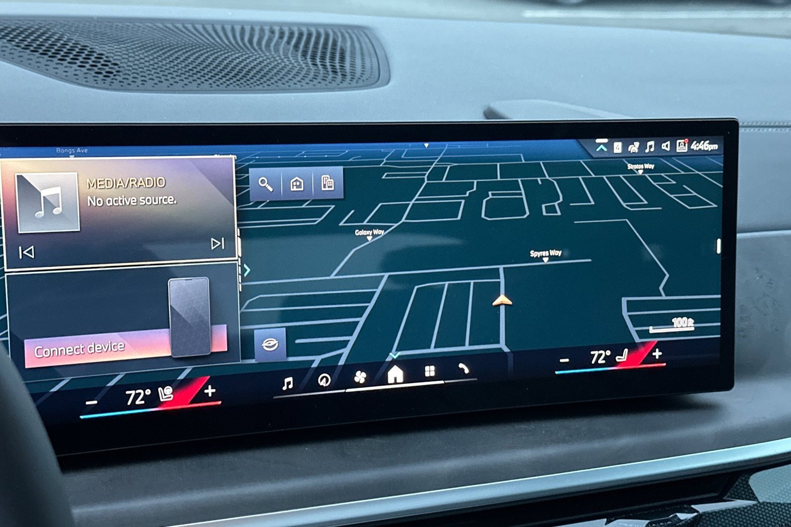 New 2026 BMW X5 xDrive40i w/ M Sport Package image 16