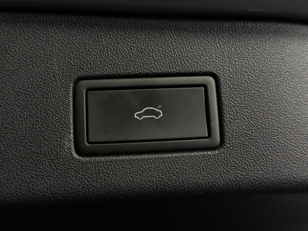 Used 2023 Volkswagen ID.4 Pro S AWD/4WD image 28