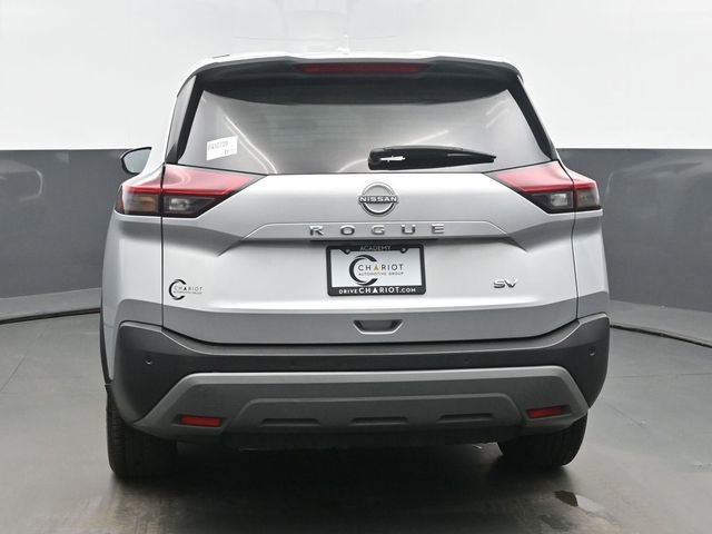 Used 2023 Nissan Rogue SV image 5