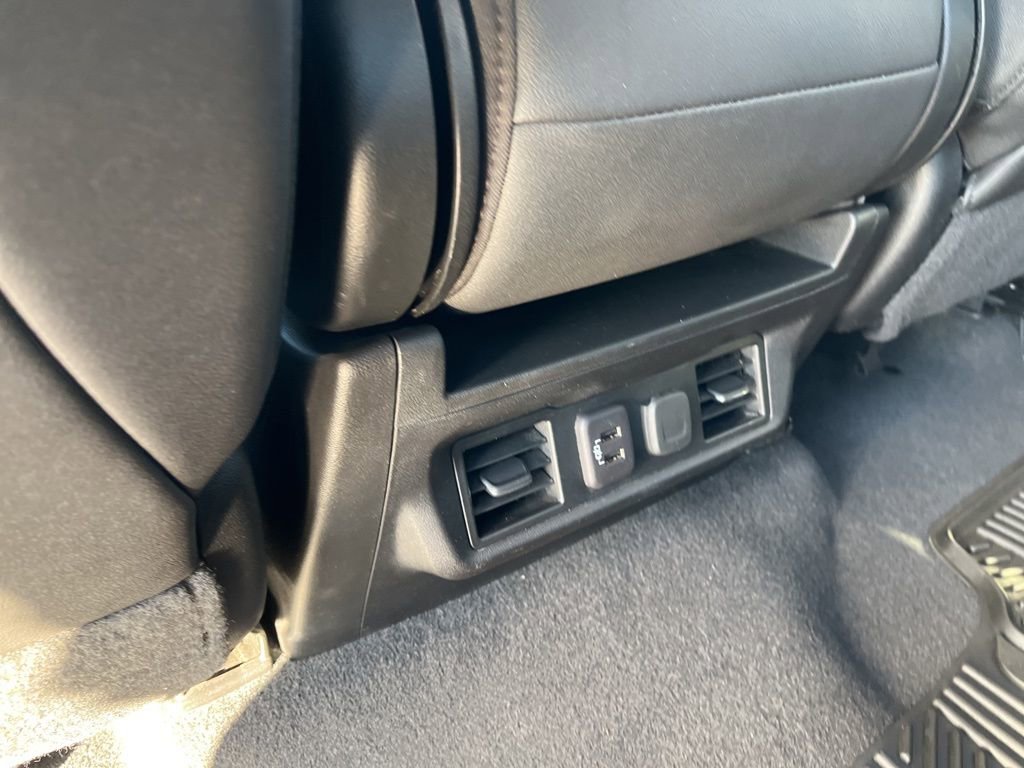 Used 2023 Chevrolet Silverado 2500 LTZ image 9