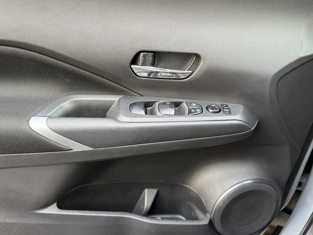 Used 2024 Nissan Kicks SV FWD image 21