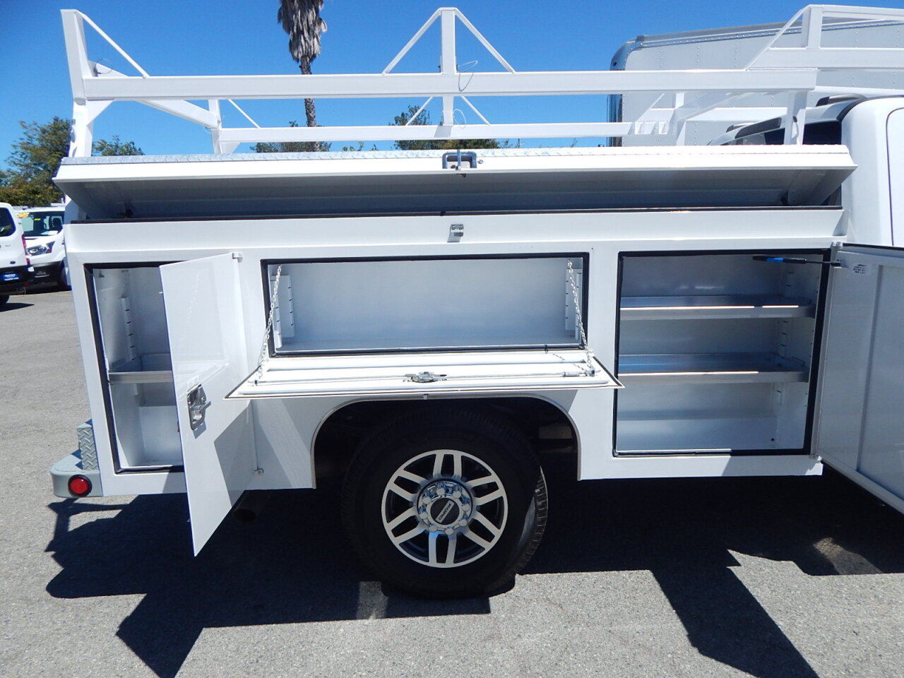 Used 2020 Ford F350 XL w/ Power Equipment Group RWD image 15