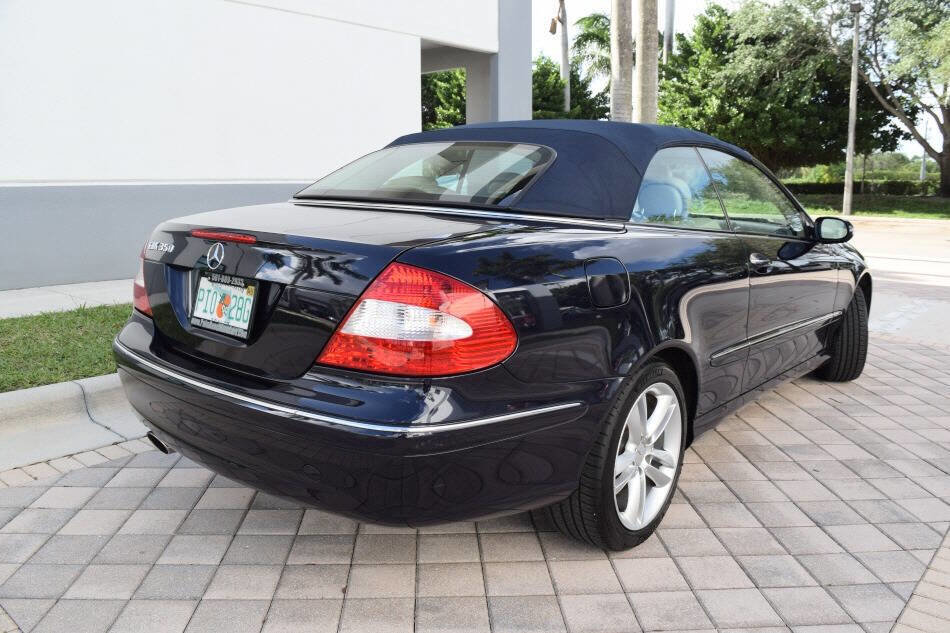Used 2007 Mercedes-Benz CLK 350 Cabriolet image 8
