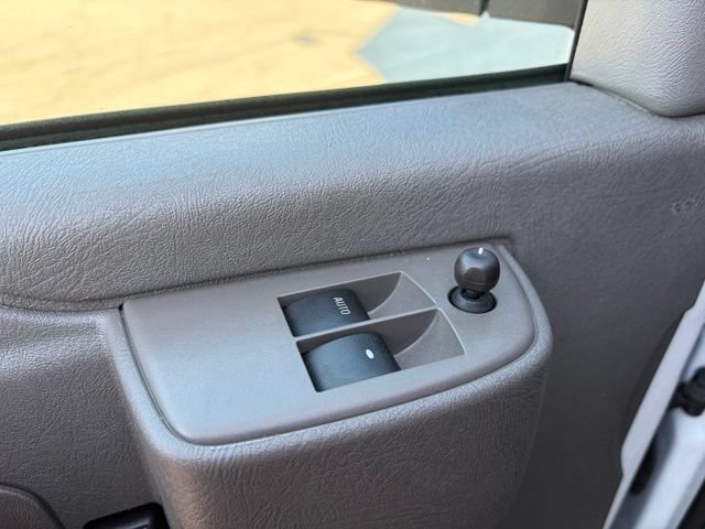 Used 2025 GMC Savana 2500 w/ Driver Convenience Package RWD image 11