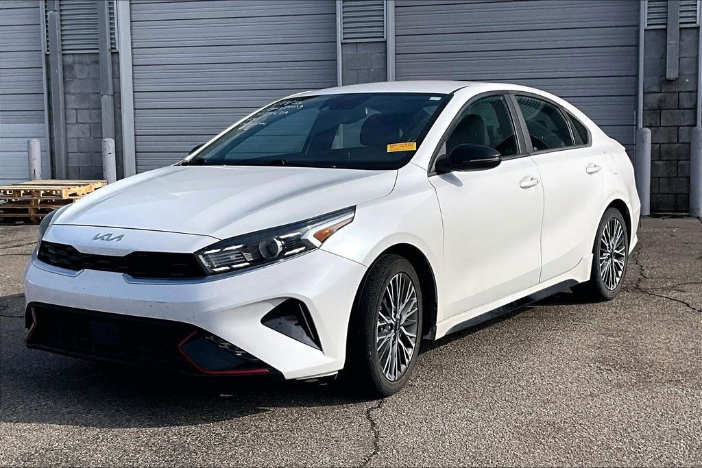 Used 2022 Kia Forte GT-Line w/ GT-Line Technology Package image 2