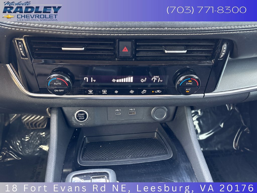 Used 2021 Nissan Rogue SV AWD/4WD image 18