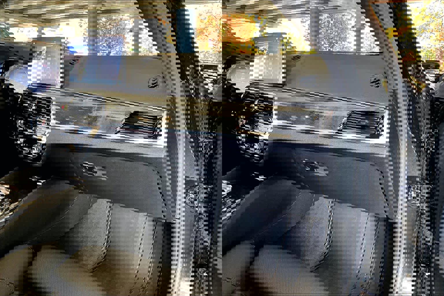 Used 2022 BMW 530i w/ M Sport Package image 18