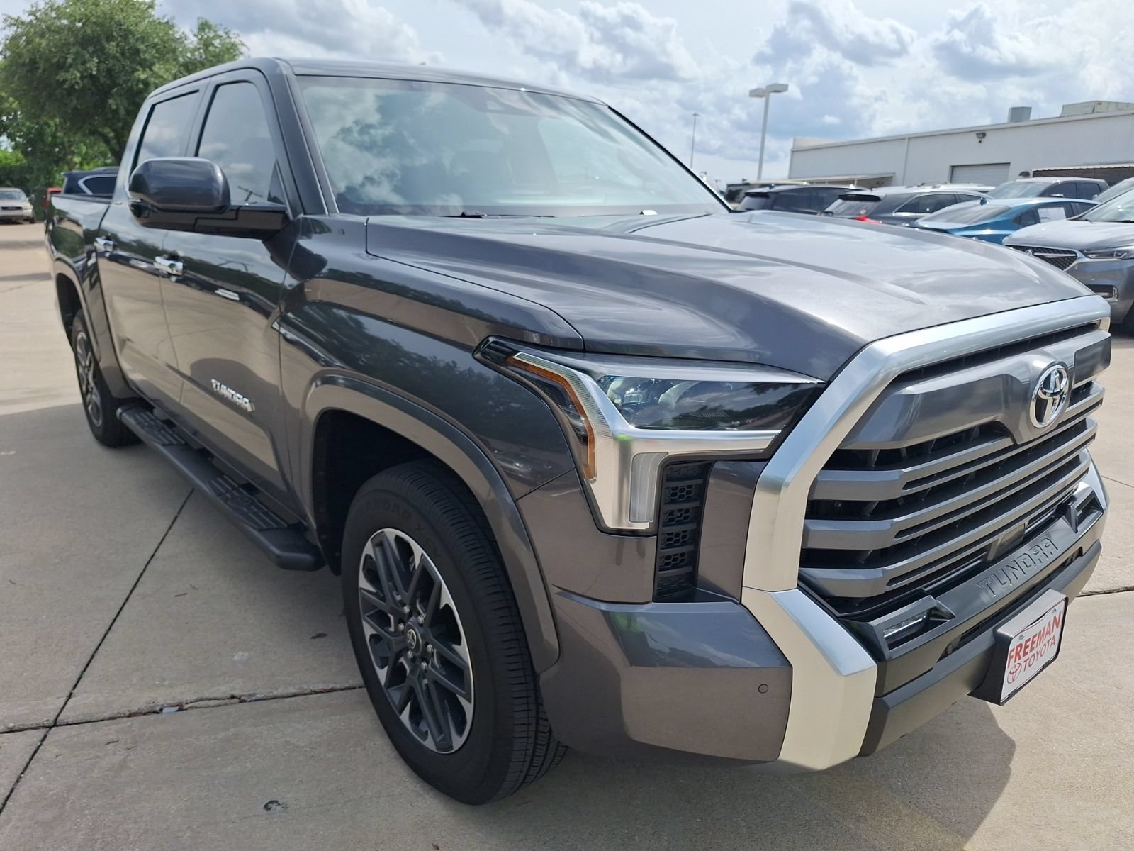 Used 2026 Toyota Tundra Limited w/ Power Package AWD/4WD image 8
