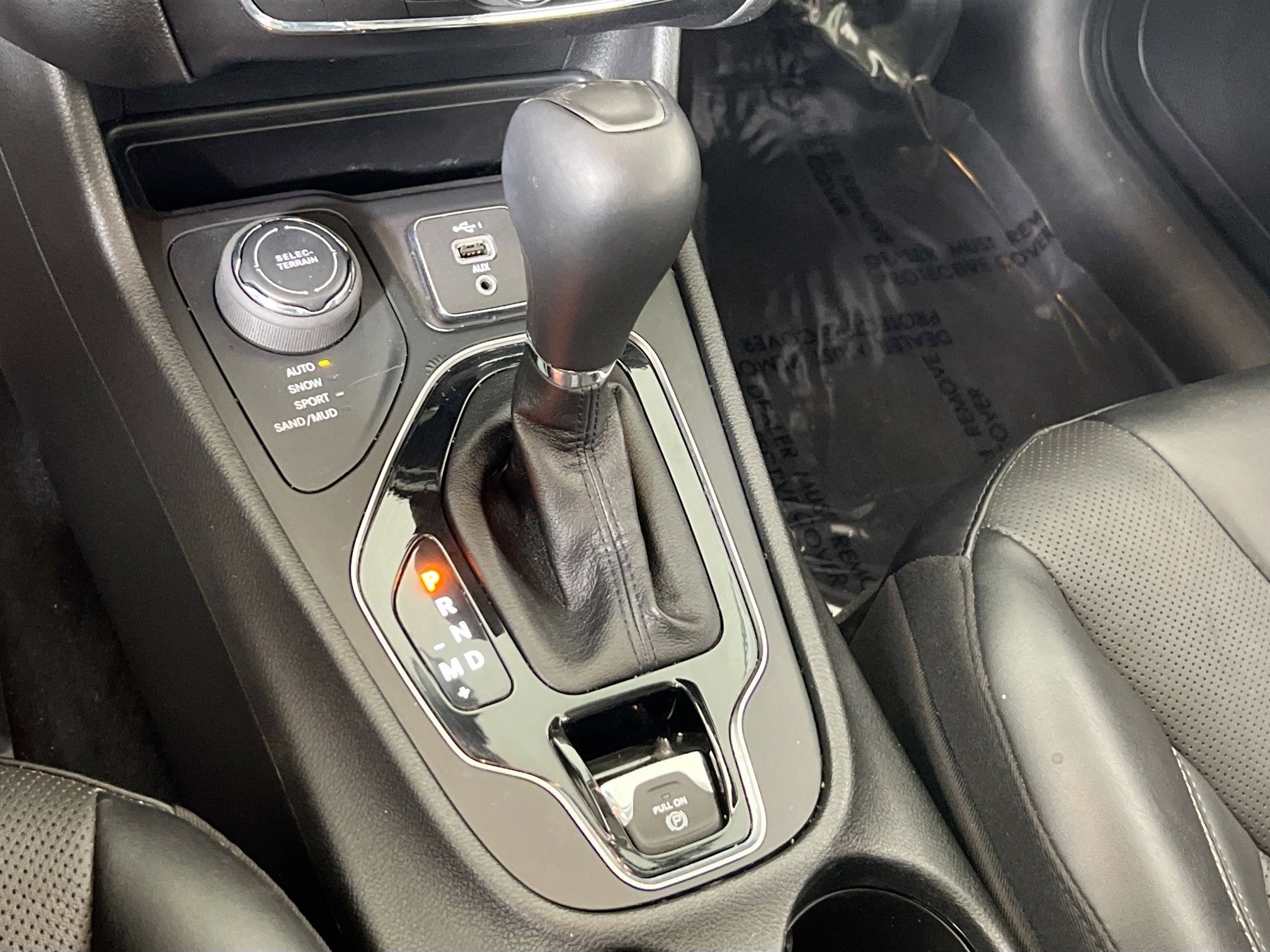 Used 2022 Jeep Cherokee Limited image 16