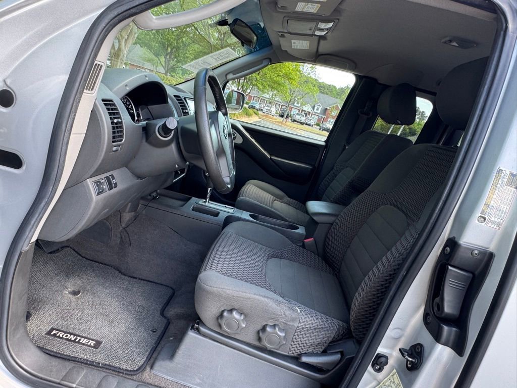 Used 2006 Nissan Frontier LE RWD image 15