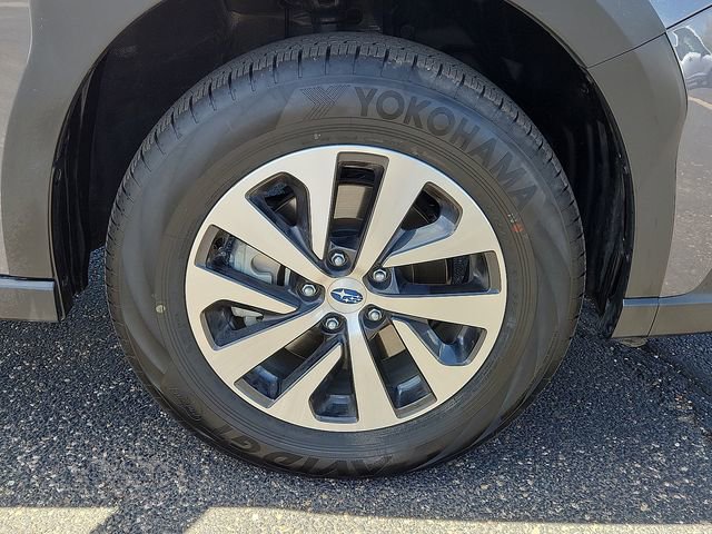 Certified 2025 Subaru Outback AWD/4WD image 7