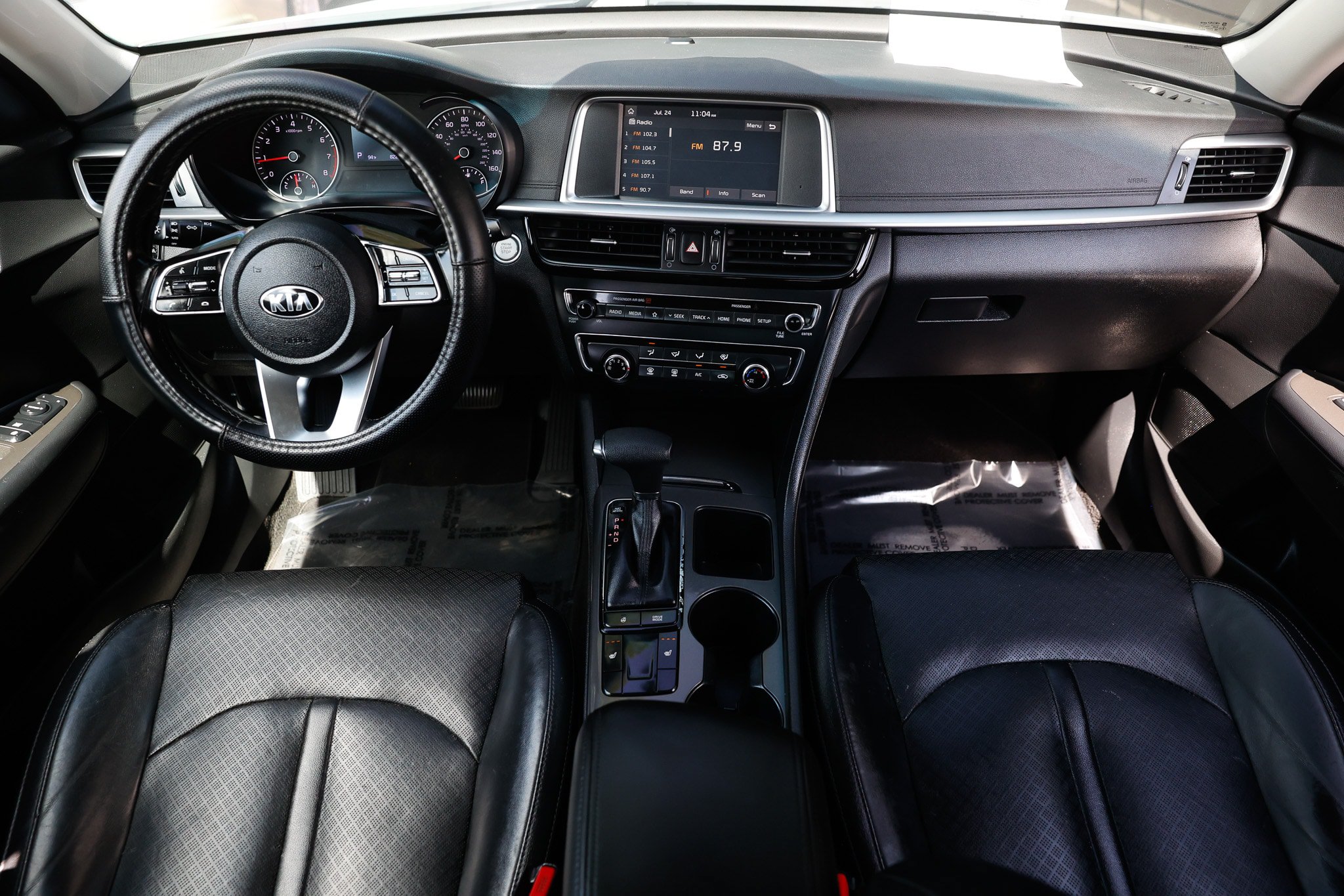 Used 2020 Kia Optima SE FWD image 2