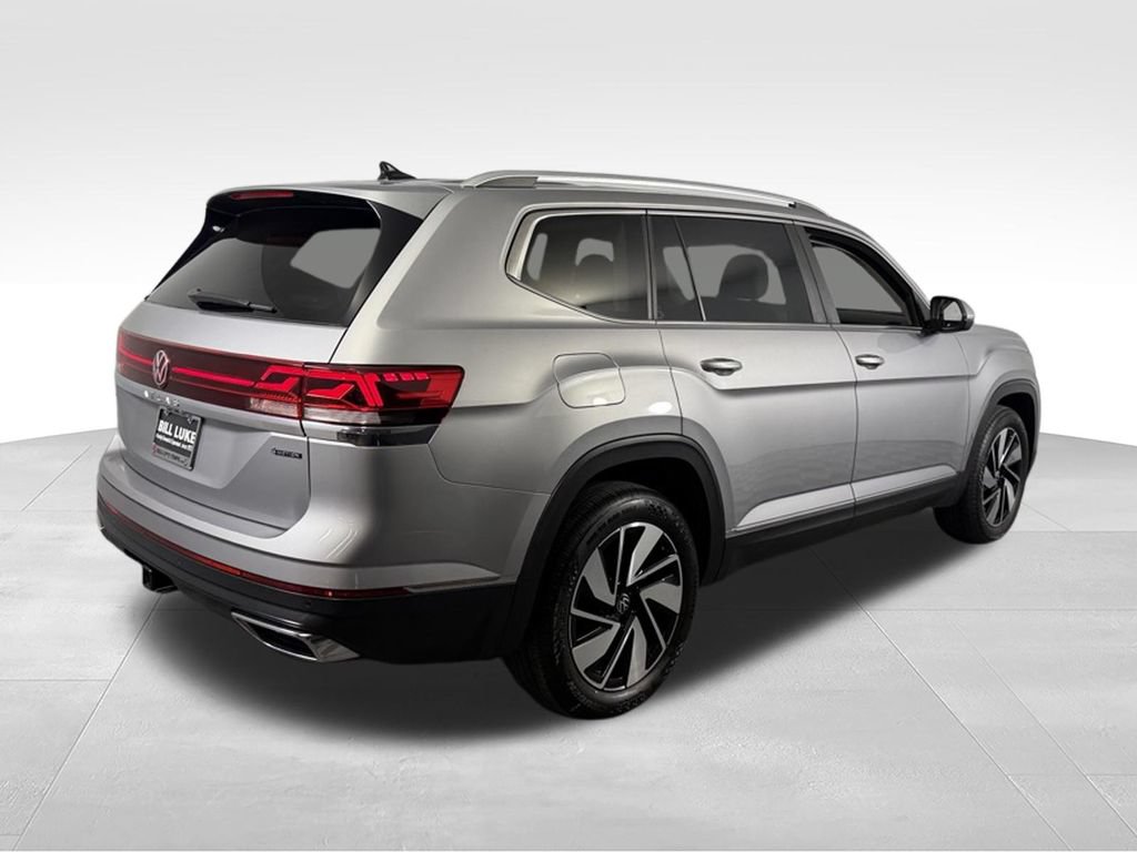Used 2024 Volkswagen Atlas SEL AWD/4WD image 8
