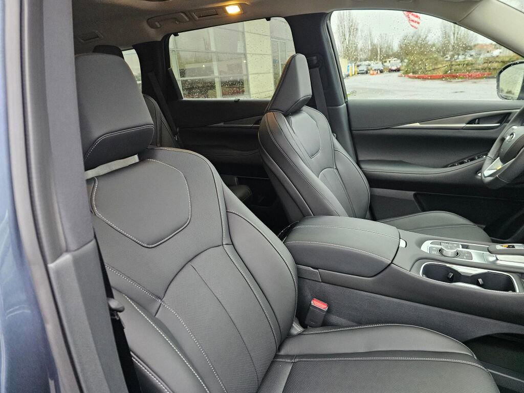 New 2026 INFINITI QX60 Luxe image 12