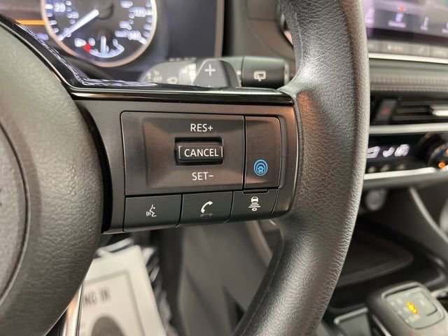 Used 2023 Nissan Rogue SV image 21