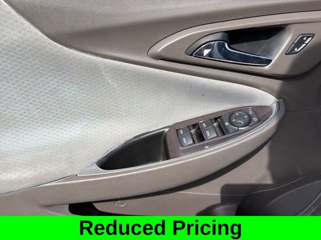 Used 2020 Chevrolet Malibu LT image 13