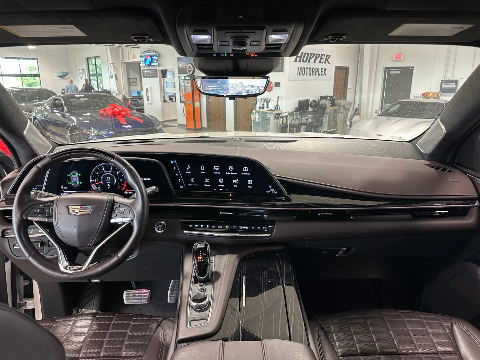 Used 2023 Cadillac Escalade V AWD/4WD image 18