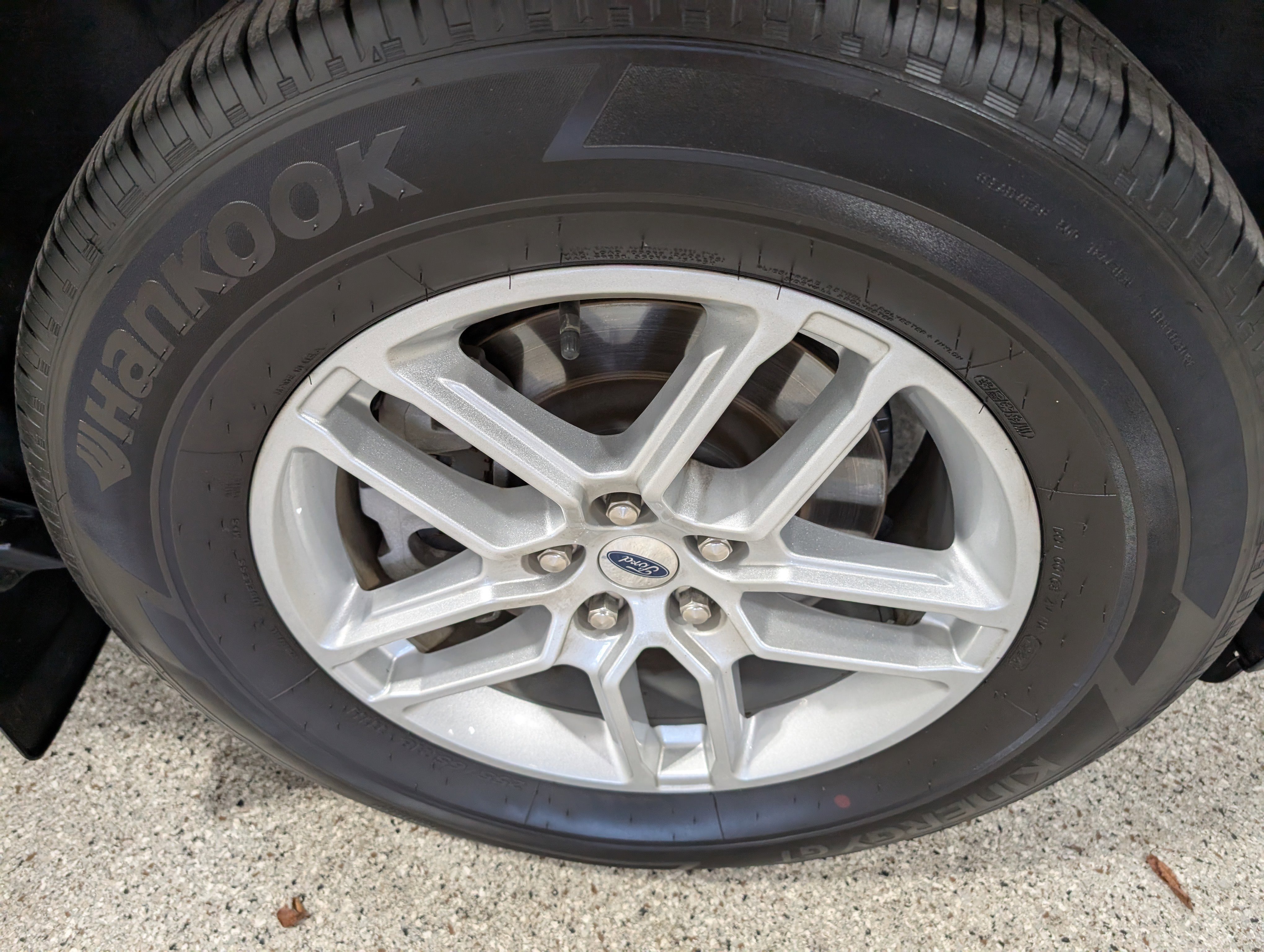 Used 2025 Ford Explorer Active image 12