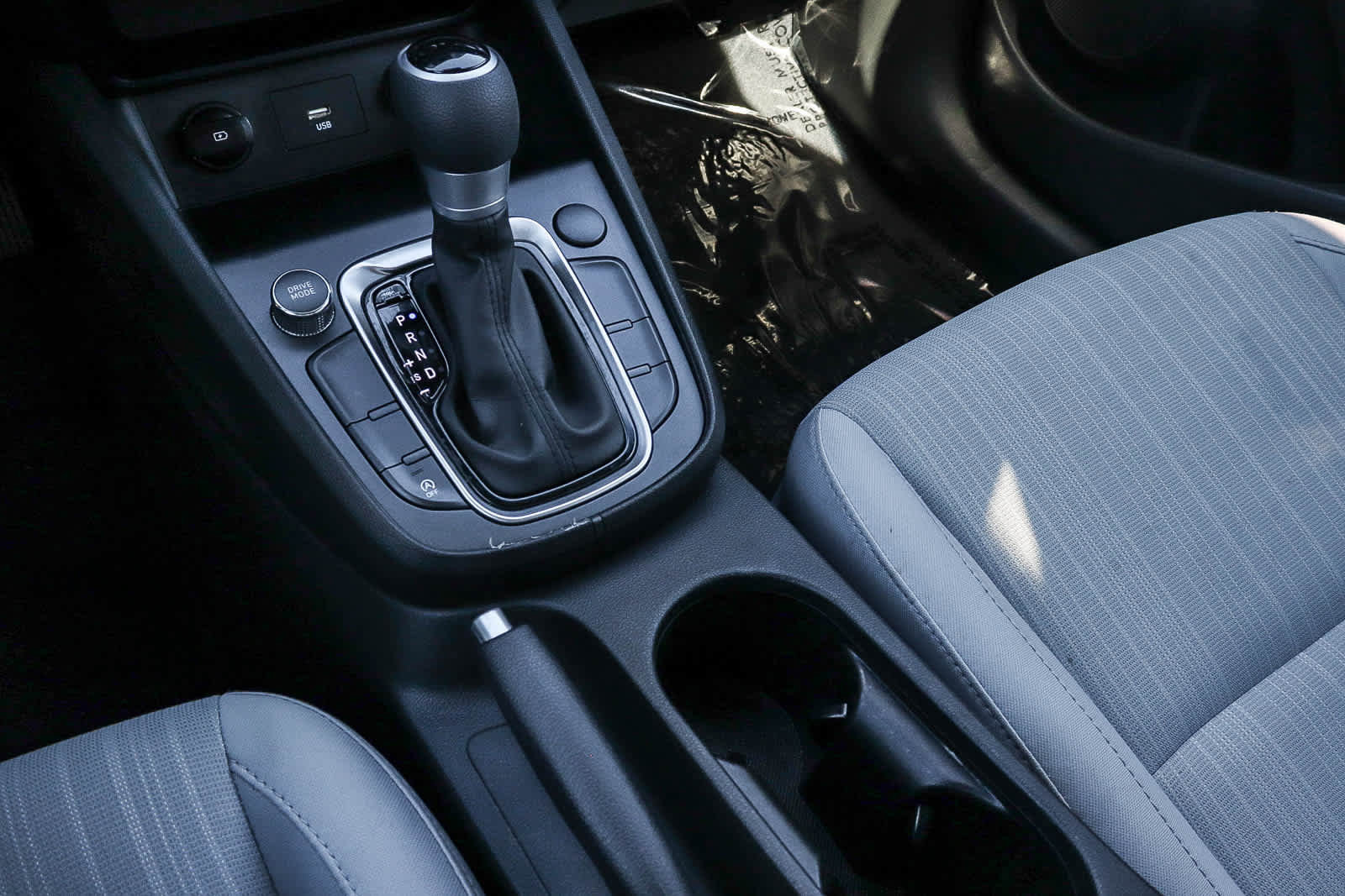 Used 2023 Hyundai Kona SEL w/ Cargo Package image 29