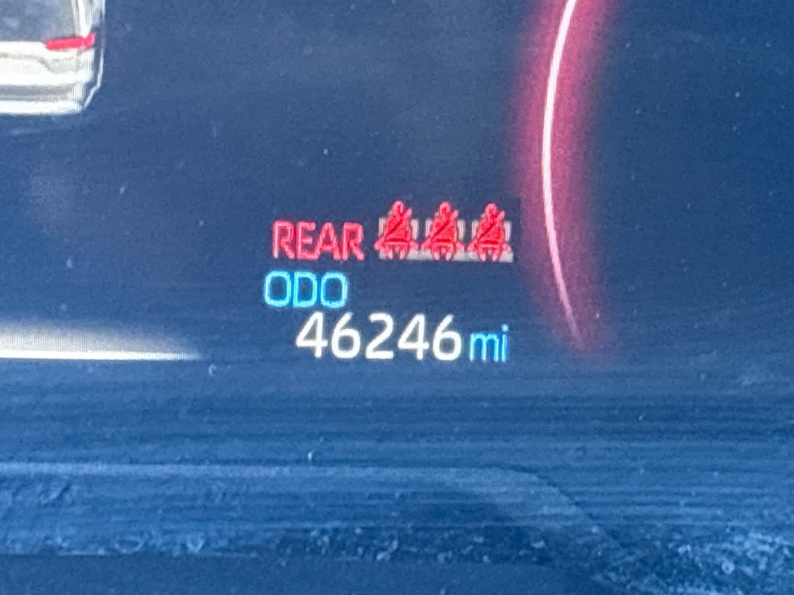 Used 2025 Toyota RAV4 LE AWD/4WD image 24