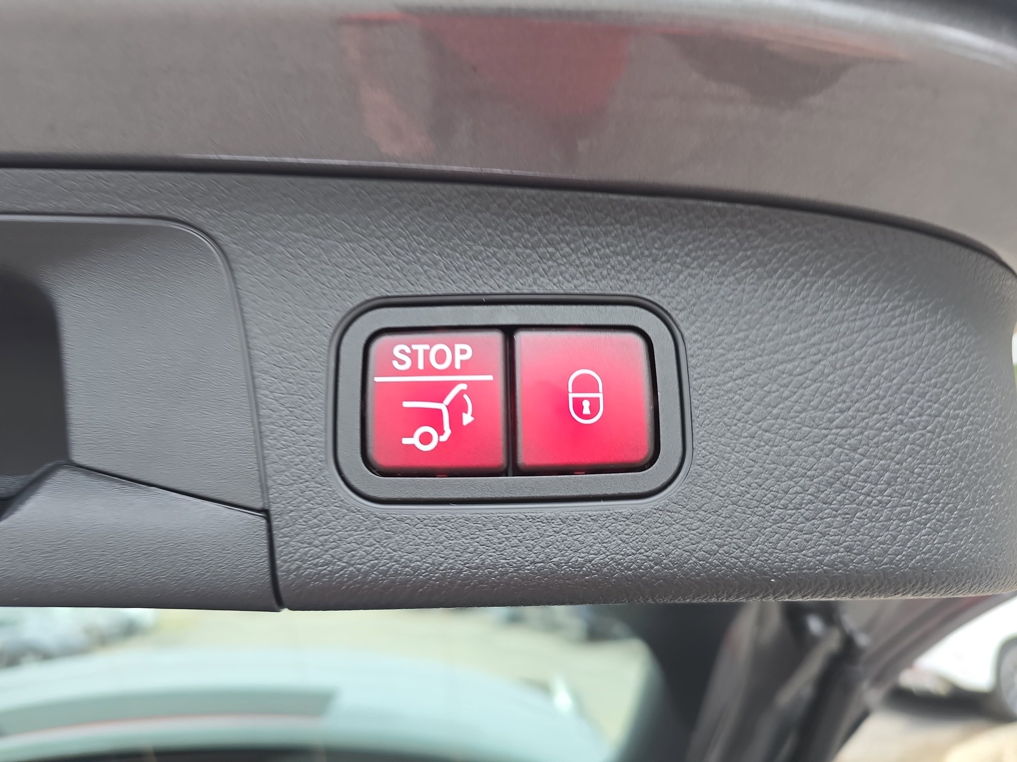 New 2026 Mercedes-Benz GLA 35 AMG 4MATIC image 13