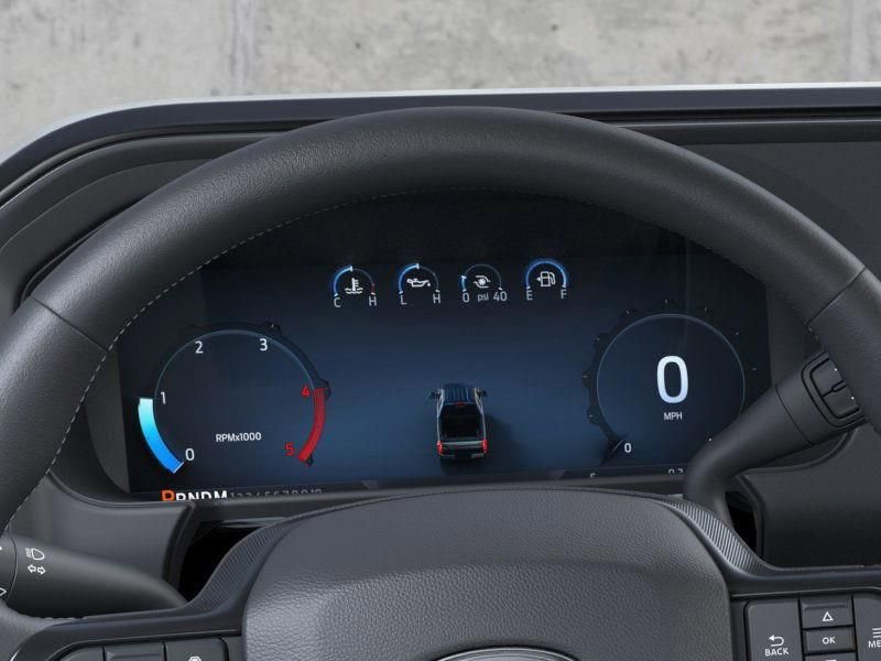 New 2026 Ford F350 Platinum w/ FX4 Off-Road Package image 13