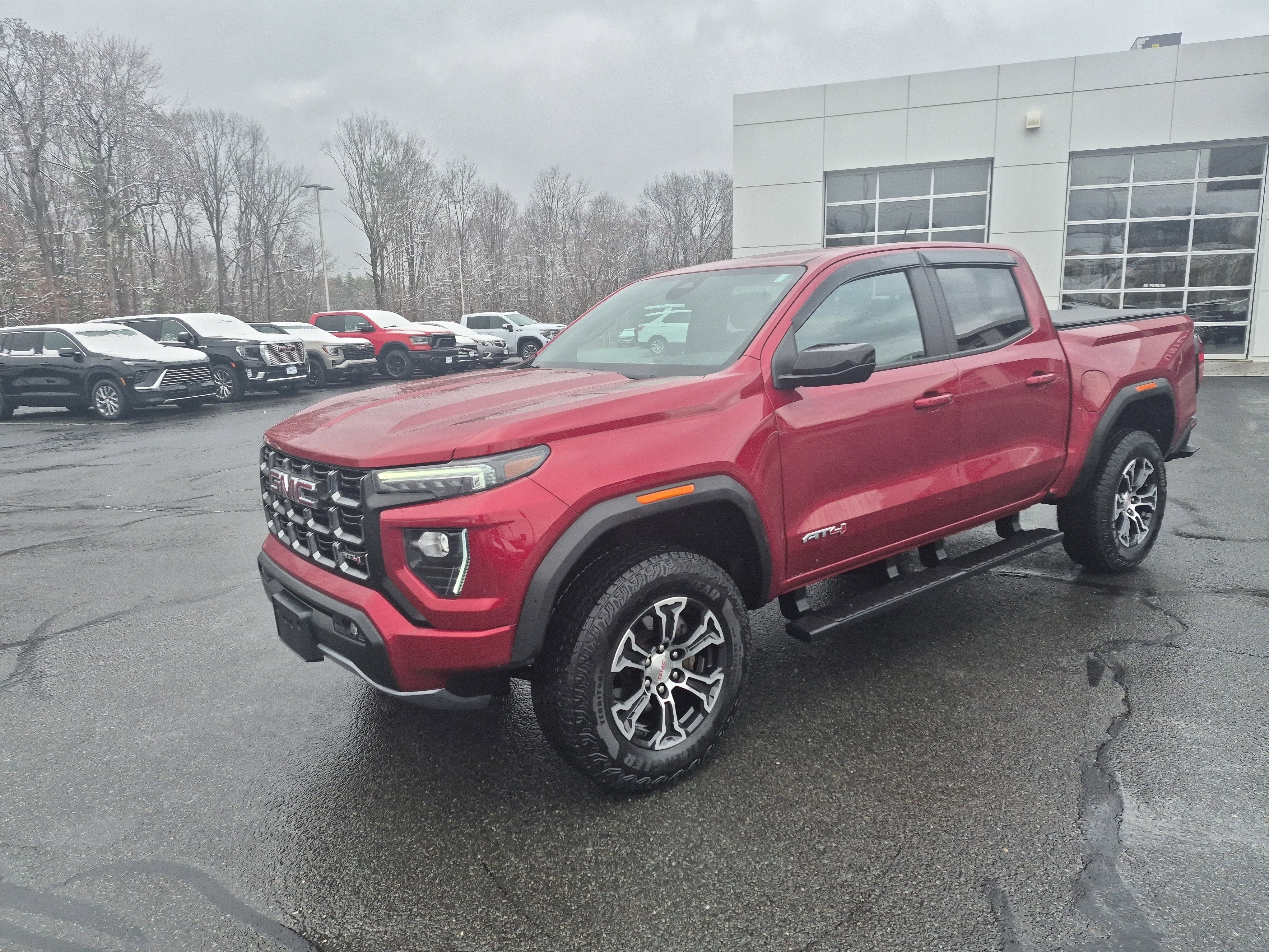 Used 2023 GMC Canyon AT4 w/ AT4 Premium Package image 9