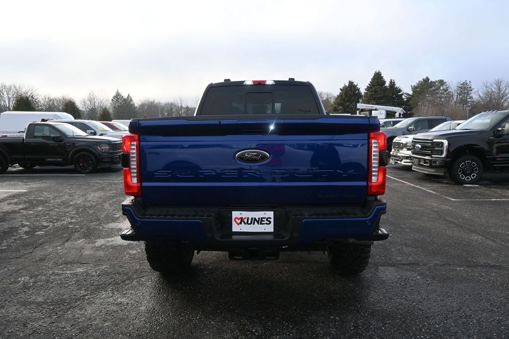 New 2026 Ford F250 Lariat w/ Black Appearance Package AWD/4WD image 9