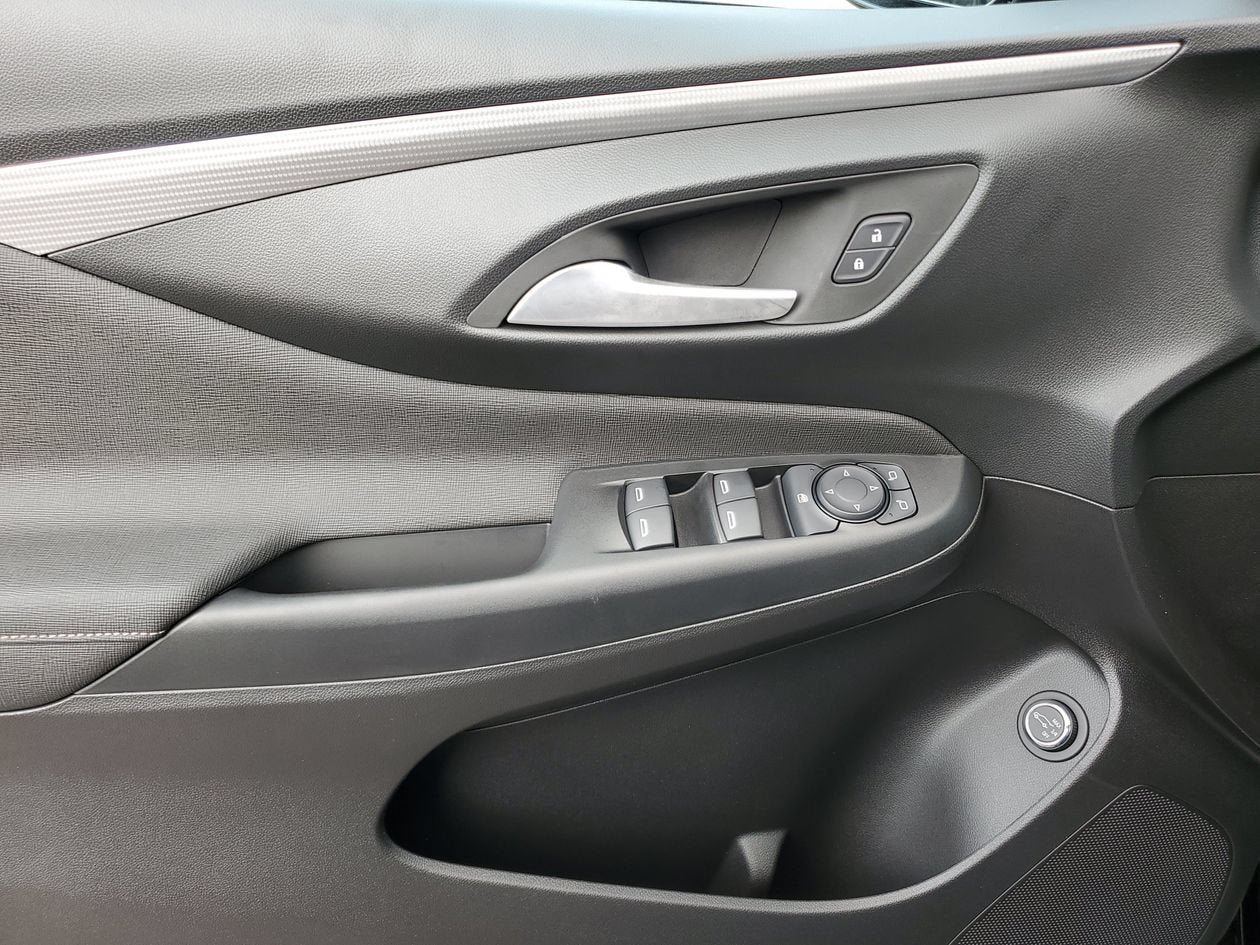 New 2026 Buick Envista Sport Touring FWD image 16