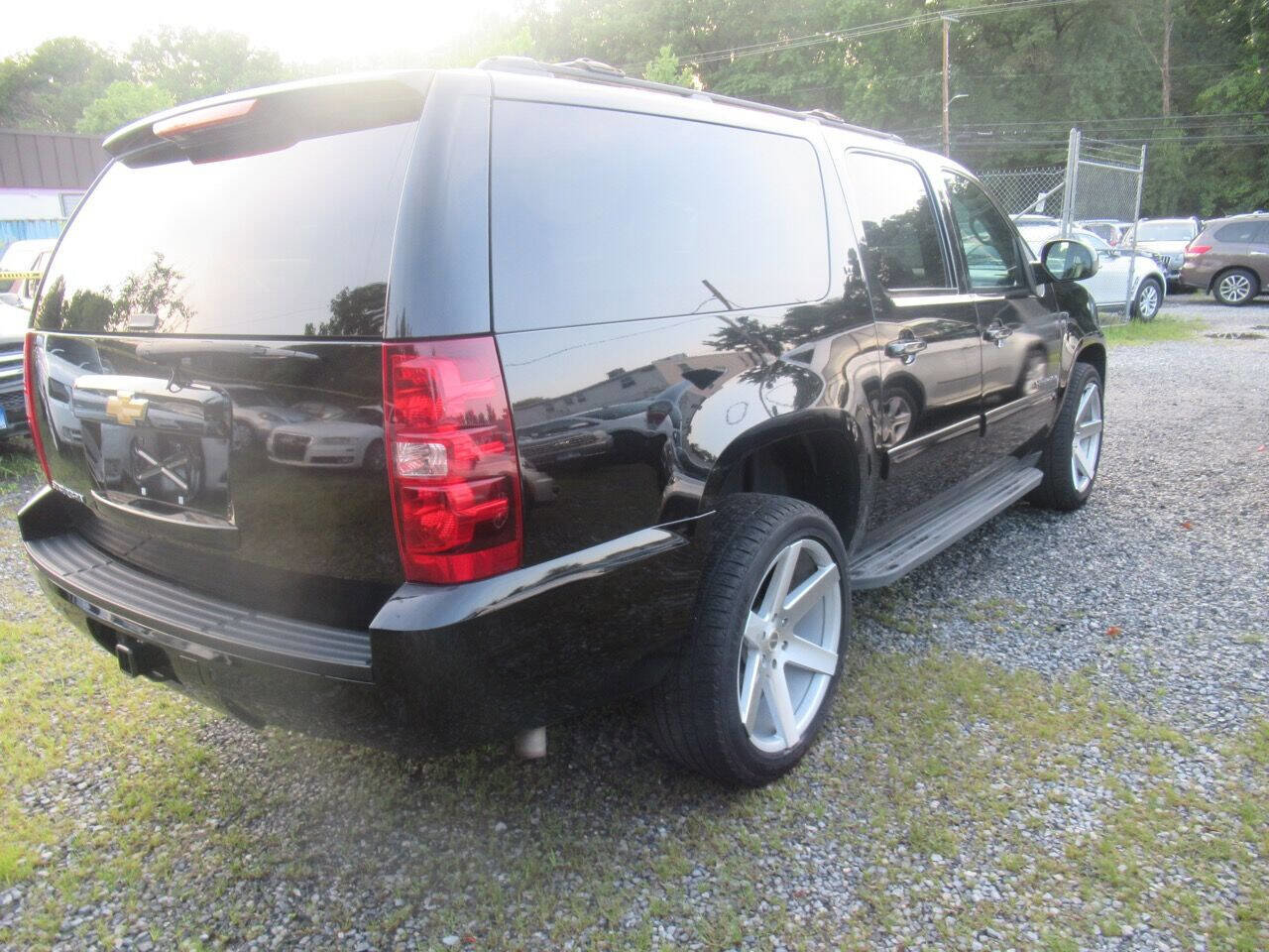 Used 2013 Chevrolet Suburban LT AWD/4WD image 5