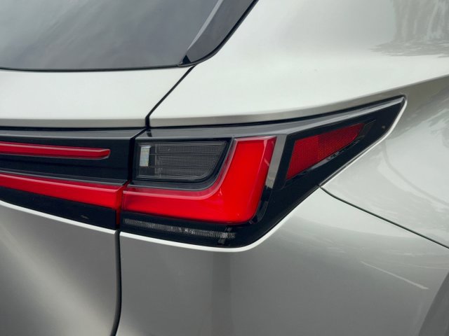 Used 2024 Lexus NX 350 AWD image 10