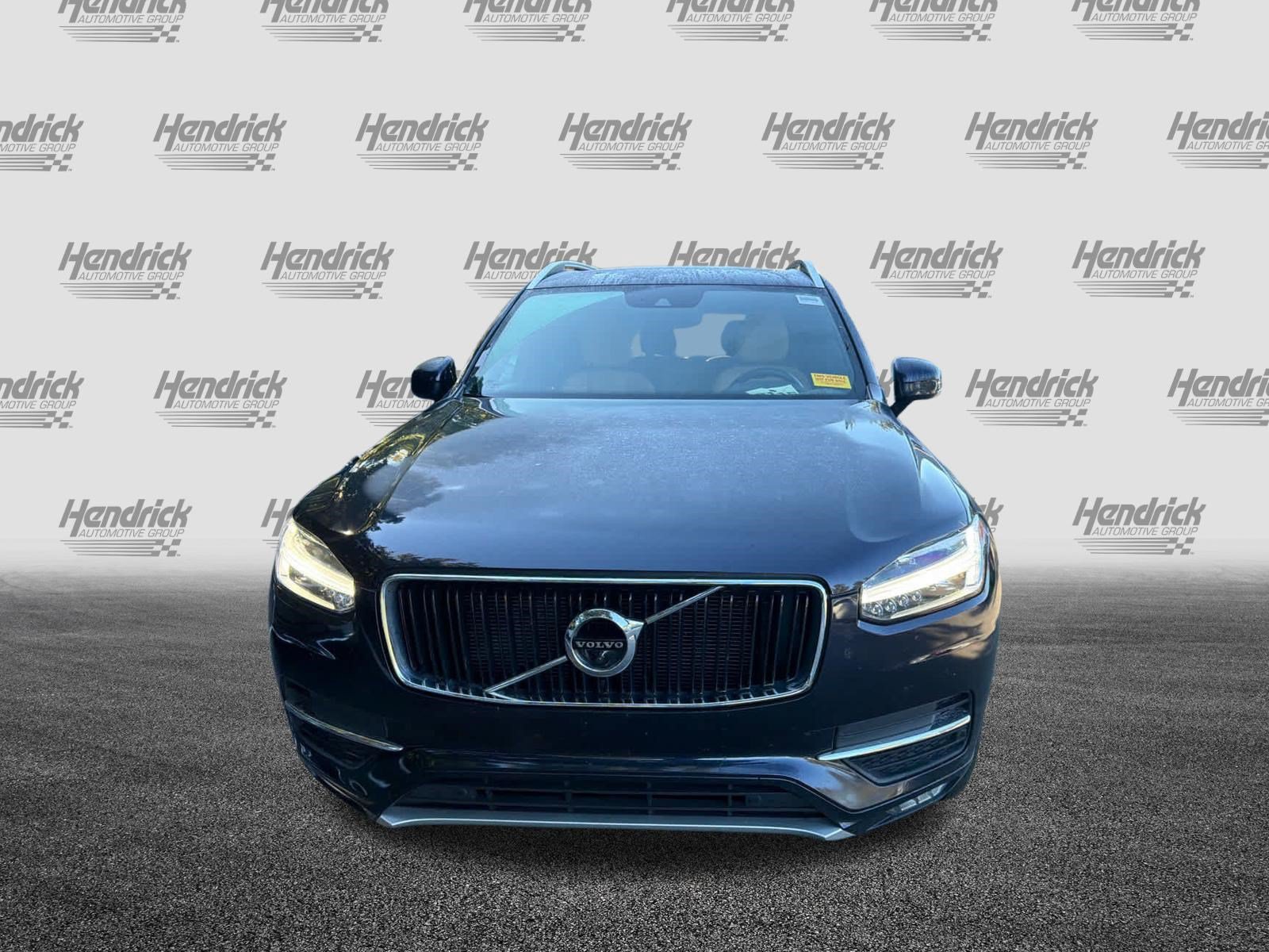 Used 2017 Volvo XC90 T6 Momentum w/ Vision Package AWD/4WD image 6