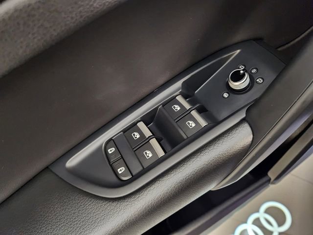 Used 2024 Audi Q5 2.0T Premium image 22