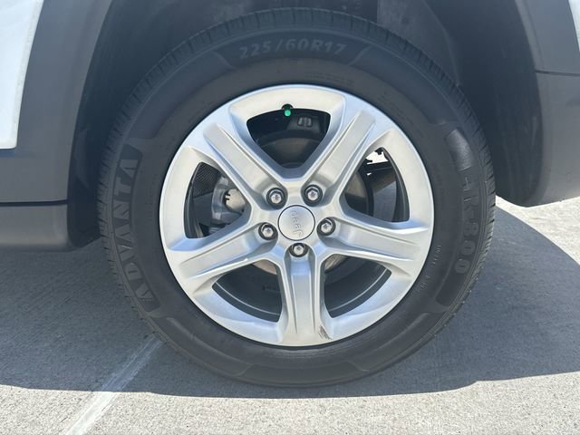 Used 2023 Jeep Compass Sport AWD/4WD image 11