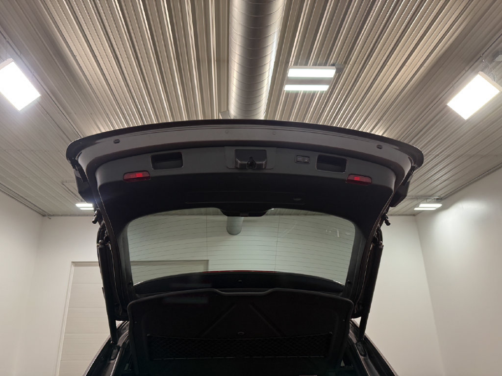 Used 2015 Porsche Macan Turbo AWD/4WD image 72