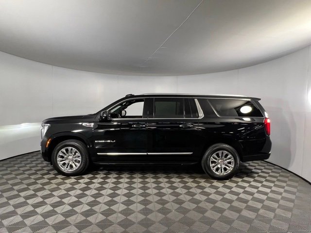 Used 2025 GMC Yukon XL Denali image 5
