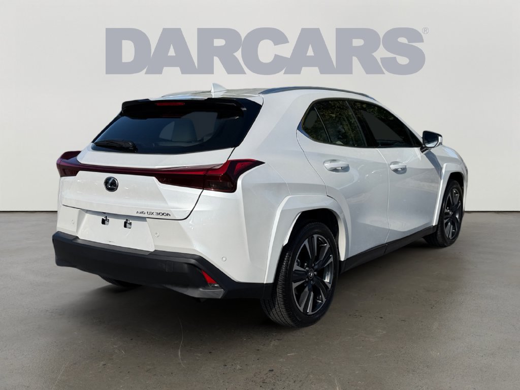 Certified 2025 Lexus UX 300h AWD w/ Accessory Package (Z1) image 5