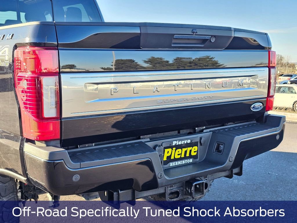 Used 2022 Ford F350 Platinum w/ FX4 Off-Road Package image 8